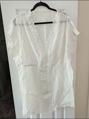 SHEIN White Crochet Trim Swim Coverup